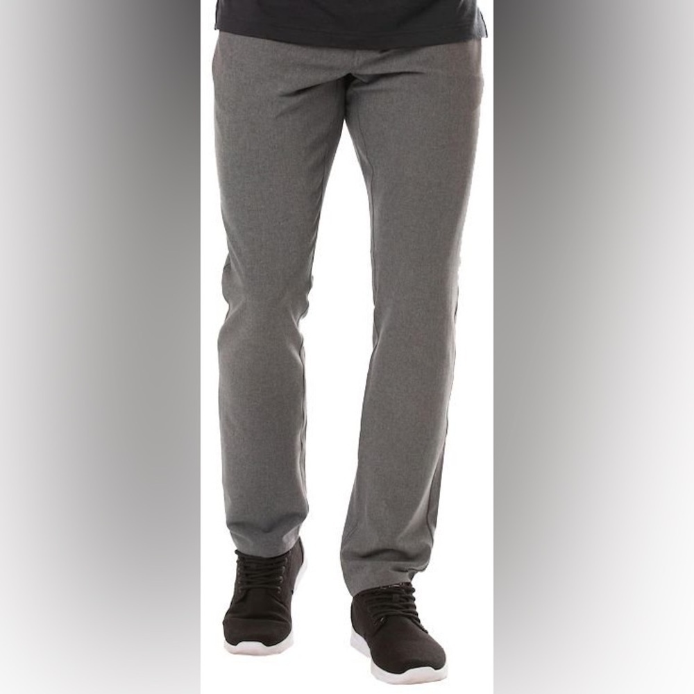 TravisMathew Open to Close Golf
Pants , sz : 32